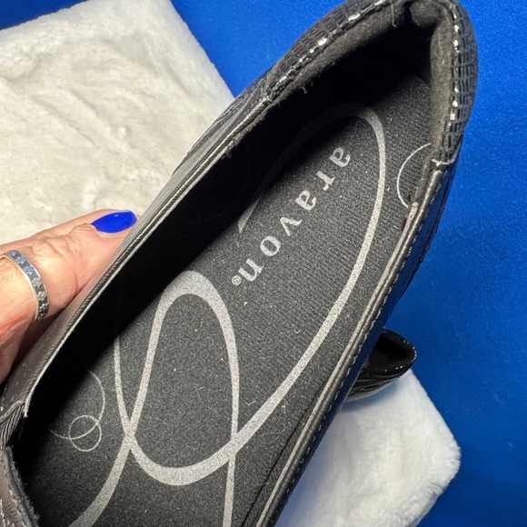 NIB/NWT$140🤩 |•ARAVON•| Adalyn-AR Blak Slip On Comfort Shoes Size 8 AA (Narrow) - Picture 7 of 14
